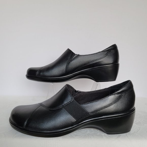 CLARKS Bendables May Moonl Leather Slip-On Shoes- Black color- Women's Size 9M - Picture 13 of 15